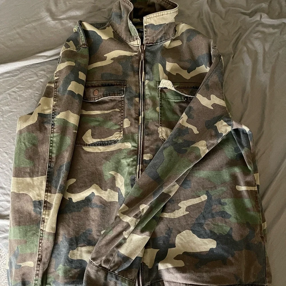 Mens Forever 21 Jacket - Picture 3 of 3